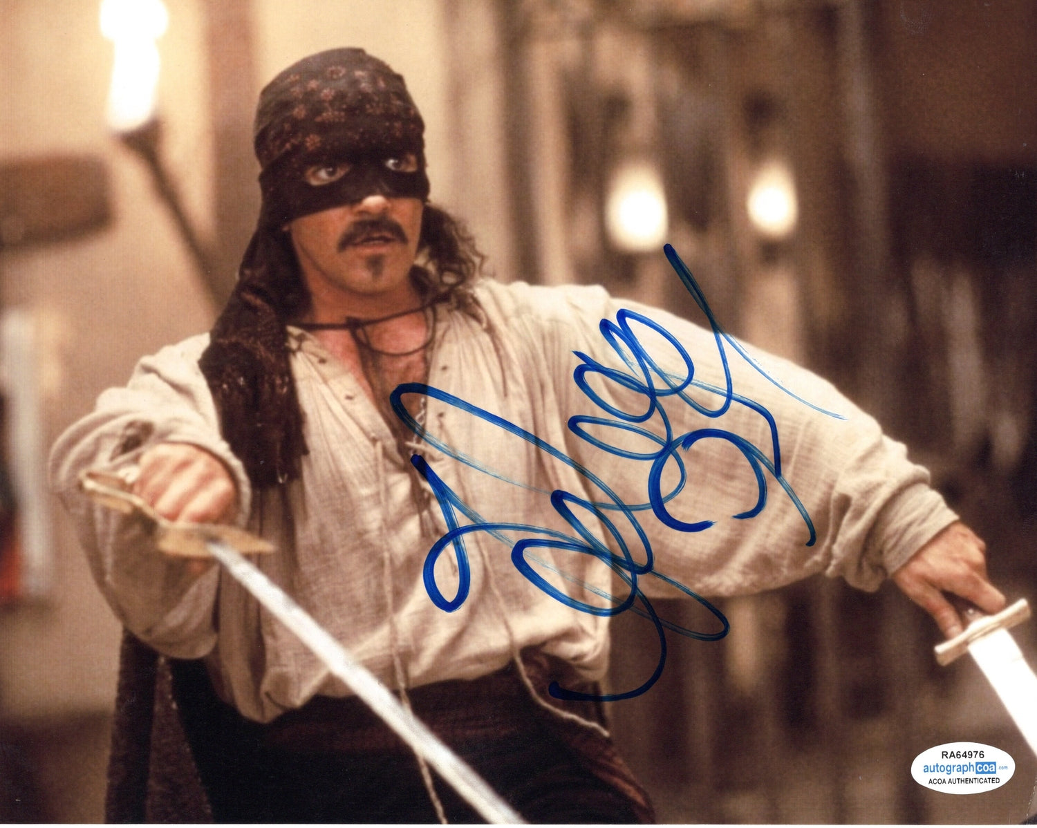 Zorro Antonio Banderas Autographed Signed 8x10 Photo Autograph Pros Llc 4972