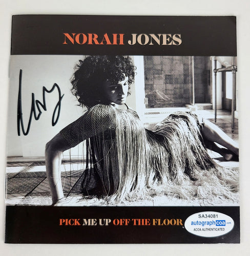 Norah Jones Autographed Pick Me Up Off The Floor Cd Cvr LP Album
