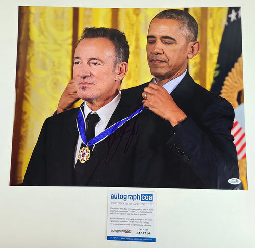 Bruce Springsteen Autographed Medal of Freedom Obama 16x20 Photo