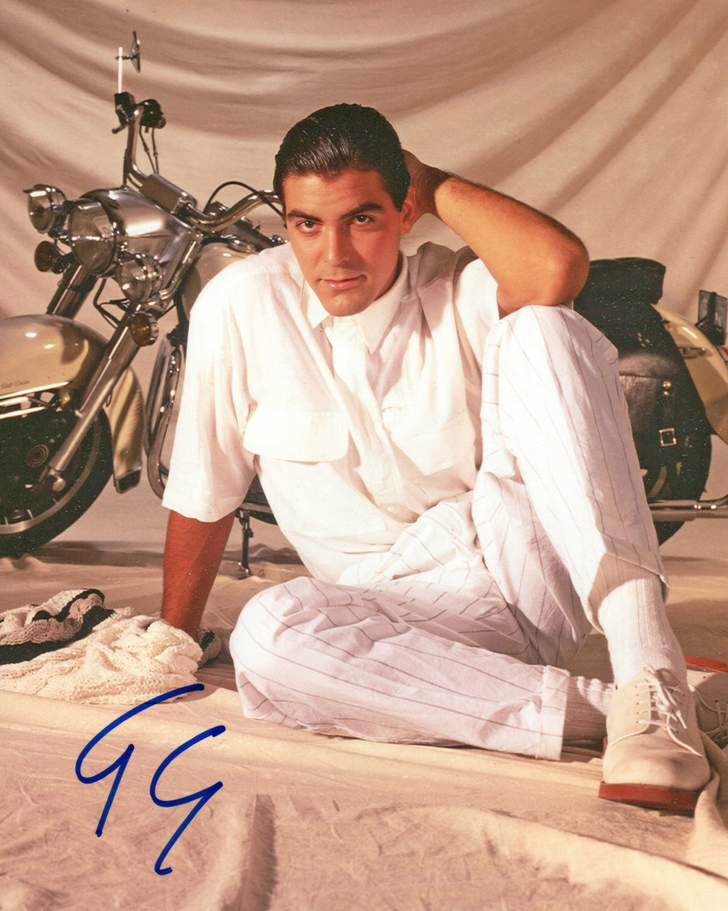 George Clooney Autographed Signed 8x10 Photo Up In The Air