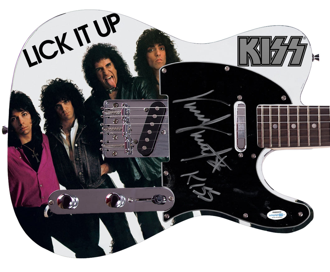 KISS Vinnie Vincent Autographed Lick It Up Album CD Photo Guitar