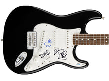 Load image into Gallery viewer, Salt-N-Pepa Autographed Signed Guitar ACOA
