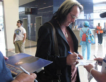 Load image into Gallery viewer, Robert Johnson Tribute Concert Autographed Guitar Rundgren Gray Taylor Reid ACOA
