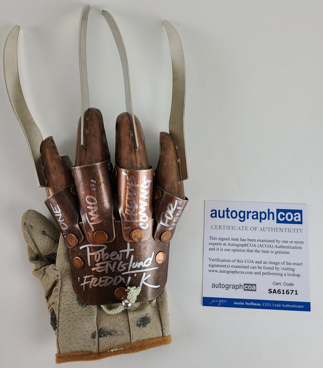 Robert Englund Autographed Nightmare On Elm St Freddy Krueger Glove