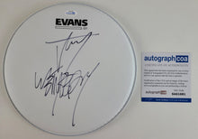 Load image into Gallery viewer, Slipknot Jay Weinberg Autographed Evans Drumhead
