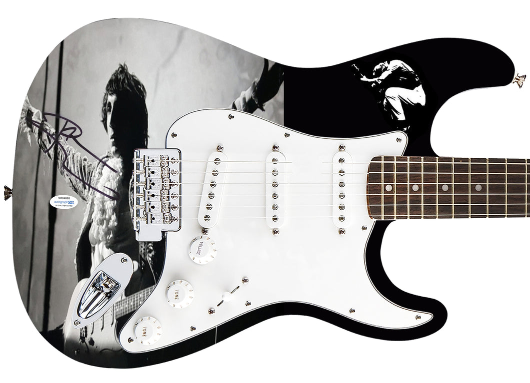 The Who Pete Townshend Autographed Fender 1/1 Custom Graphics Photo Guitar
