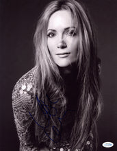 Load image into Gallery viewer, Leslie Mann Autographed Signed 11x14 Stunning Photo
