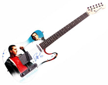 Load image into Gallery viewer, Rob Thomas Matchbox Twenty Autographed Custom 1/1 Graphics Photo Guitar ACOA
