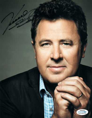 Vince Gill Autographed Signed 8x10 Photo