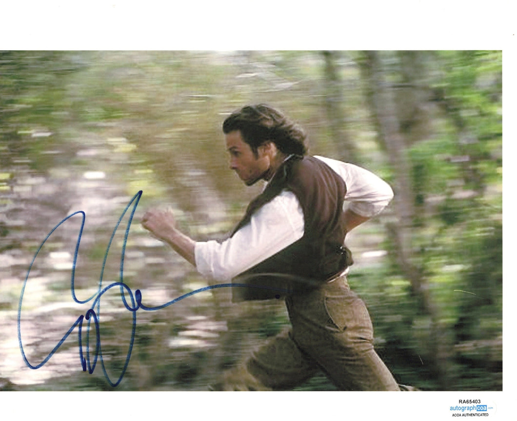 Guy Pearce Autographed Signed 8x10 Running Photo