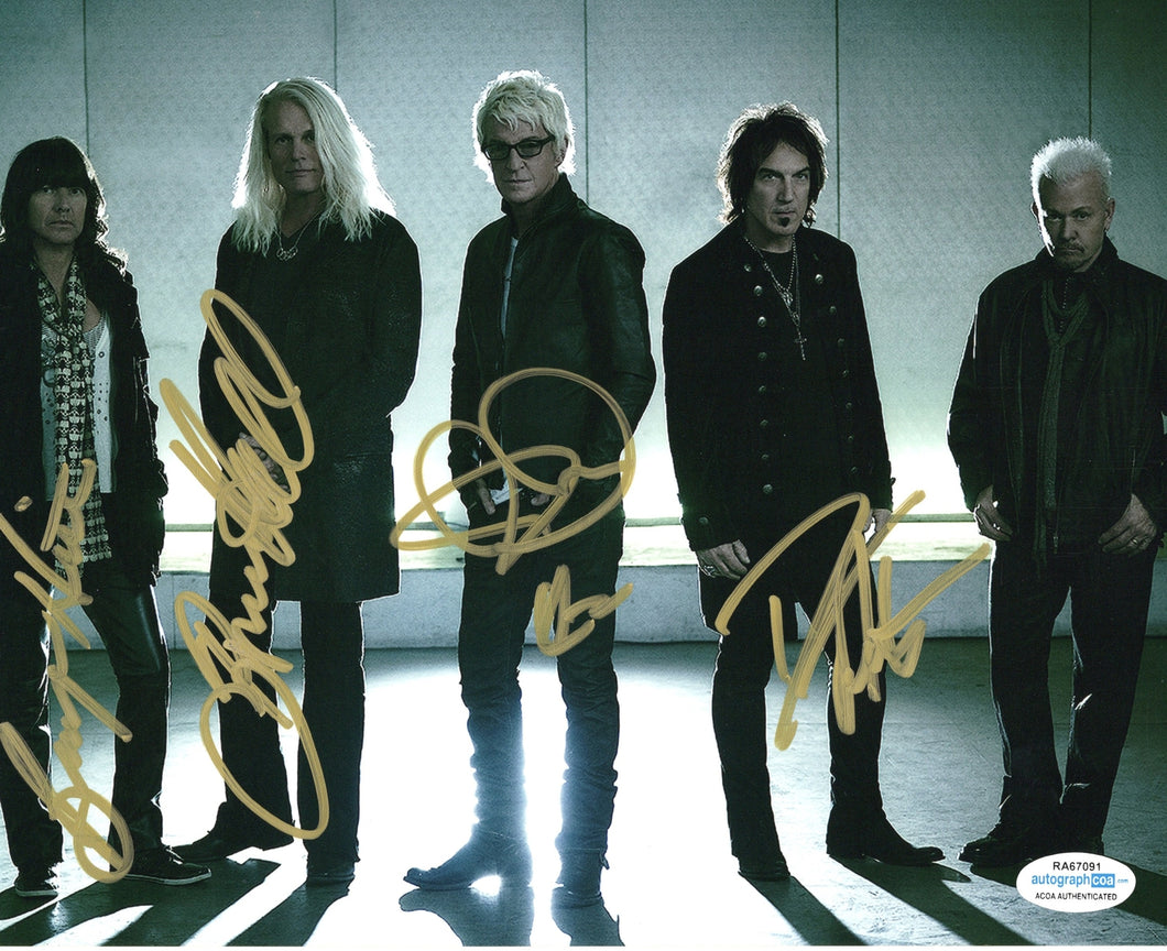 REO Speedwagon Autographed Signed 8x10 Gold Band Photo