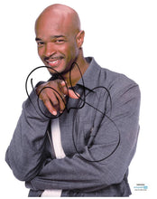 Load image into Gallery viewer, Damon Wayans Autographed Signed 8x10 Big Signature Photo
